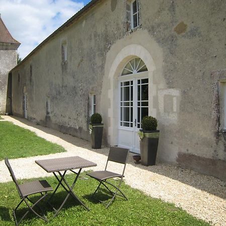 Chateau De Puyrigaud Bed and Breakfast Léoville Buitenkant foto