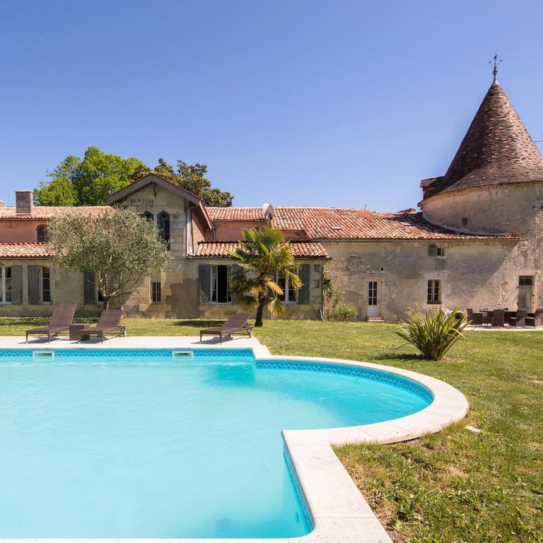 Chateau De Puyrigaud Bed and Breakfast Léoville Buitenkant foto